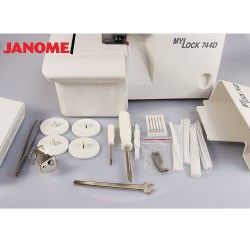 Janome 744D