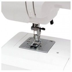 Janome Juno J15